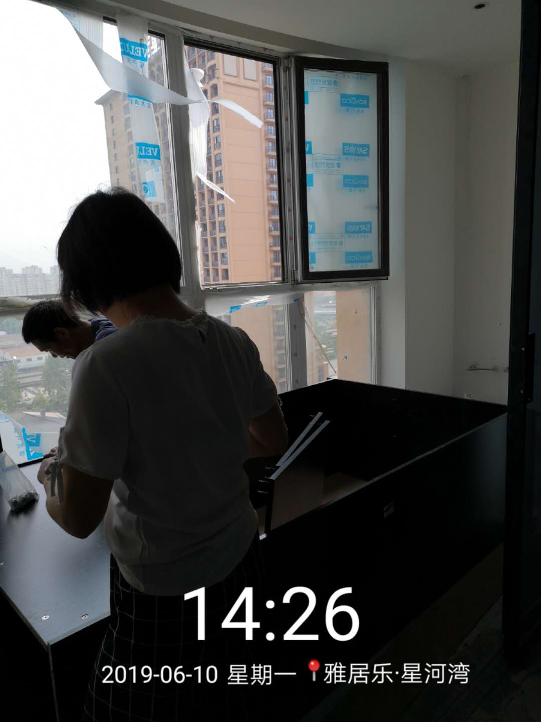 阳台柜体安装，踢脚线收边条施工方案确定